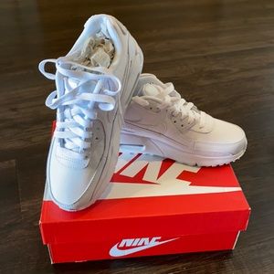 Brand New Nike Air Max 90 LTR (GS)